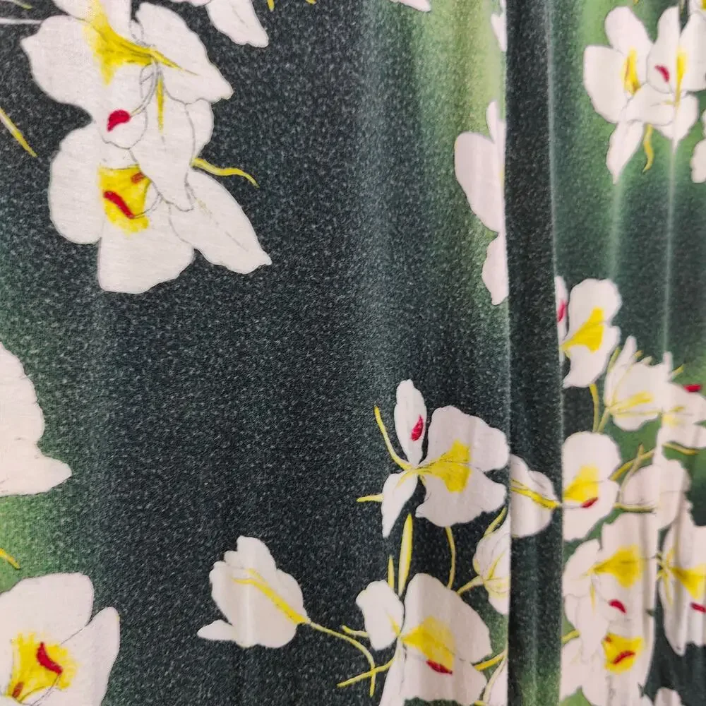 Samantha Sung Pants Womens 2 Pull On Green Blue‎ Floral Print Jersey Straight - Picture 3 of 7